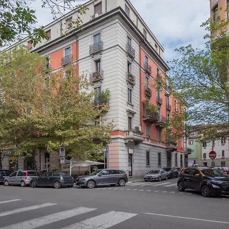 Xenia - Intimate In Sempione Apartment
